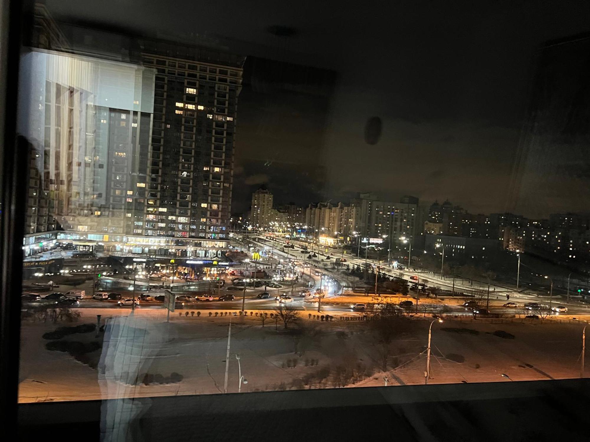 Apartment Smart Plaza Obolon' Киев Экстерьер фото