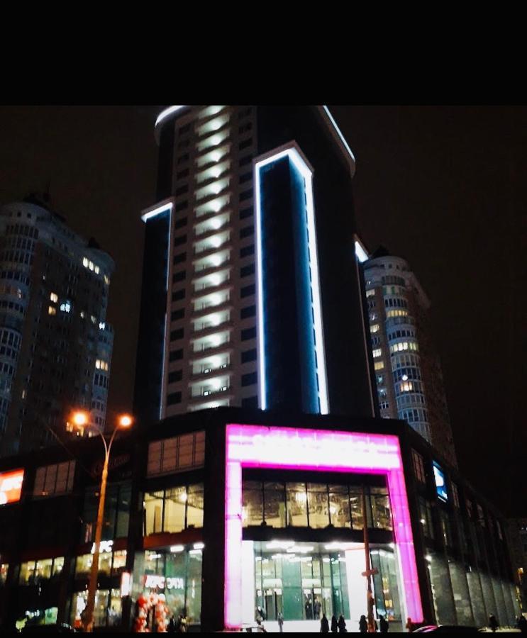 Apartment Smart Plaza Obolon' Киев Экстерьер фото